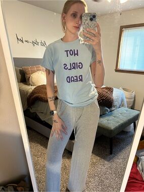 Gildan Light Blue Tee with Purple Text “Hot Girls Read”